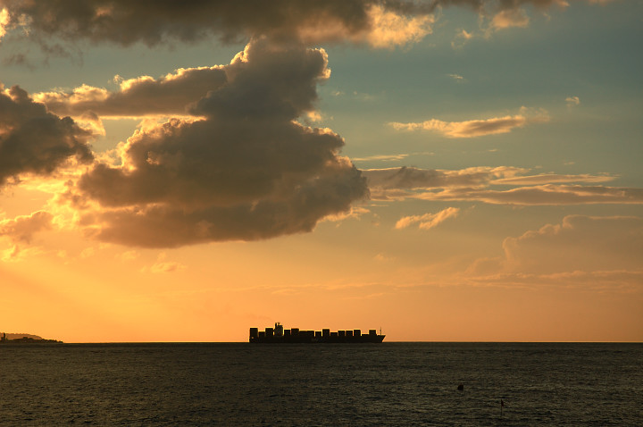 050822-017.jpg - A sunset in  Scilla 