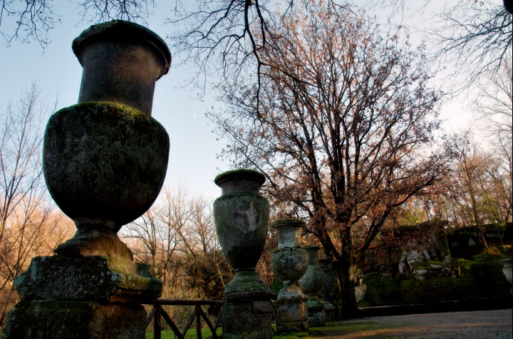 060107-017.jpg - Vasi