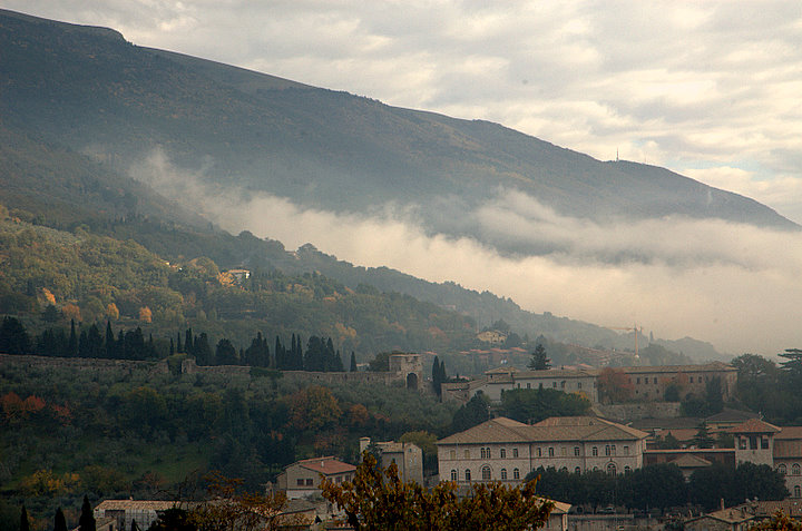 061119-027.jpg - Assisi