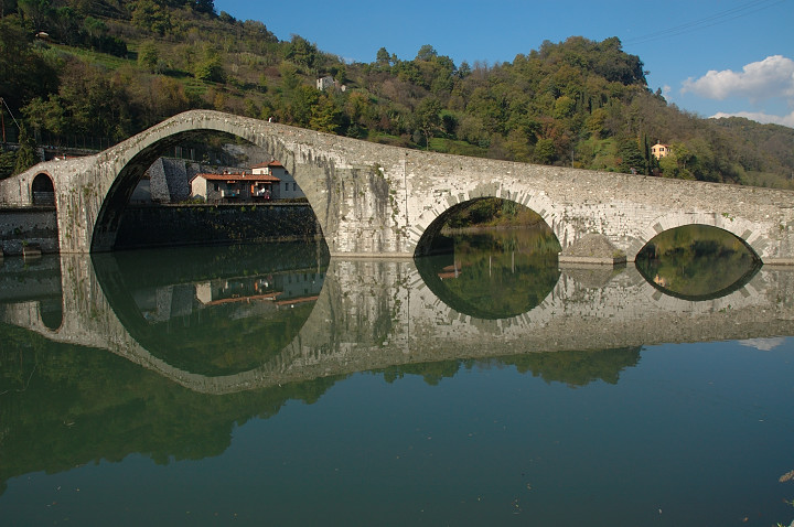 051119-004.jpg - Ponte del Diavolo